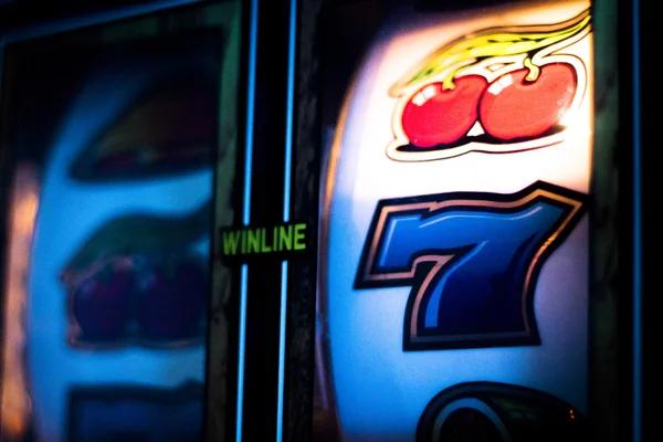 Customer Support and Service on online casino Singapore